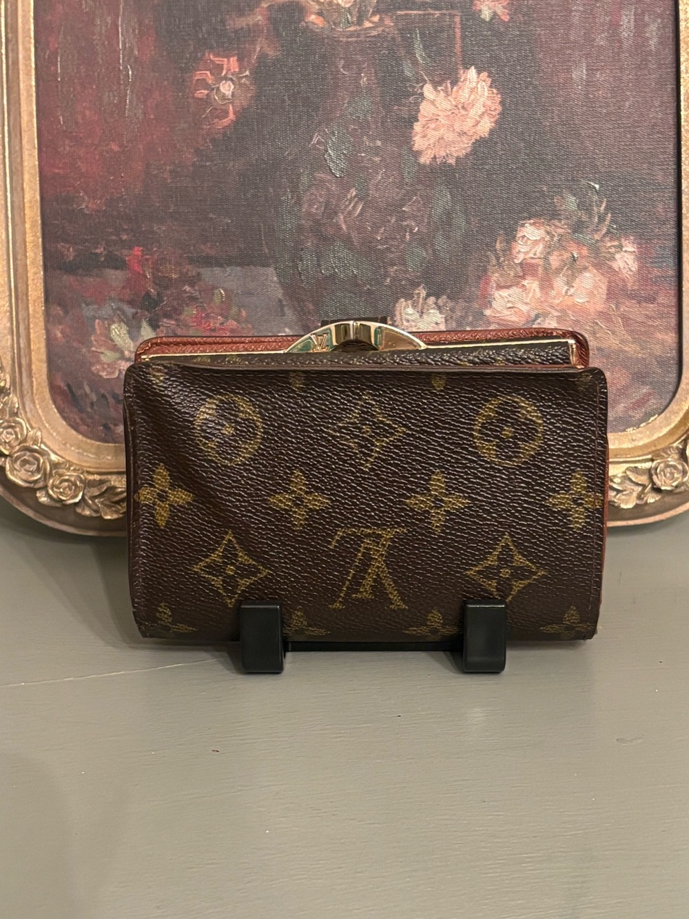 Louis Vuitton Monogram Kiss Lock Wallet Vintage 2001